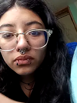 Snapshot of SabrinaV_ chatting on 02/22/26, 06:39 SabrinaV online show from 02/22/26, 06:39