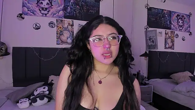 Snapshot of SabrinaV_ chatting on 03/14/26, 11:26 SabrinaV online show from 03/14/26, 11:26