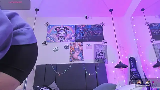 Snapshot of SabrinaV_ chatting on 04/11/26, 11:25 SabrinaV online show from 04/11/26, 11:25