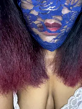 morjana2001 online show from 11/25/25, 11:27