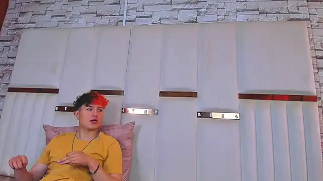 ANLLELOAndANGELA online show from 10/10/25, 03:55