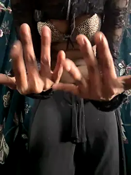 DAMinii  online show from 10/24/25, 08:16