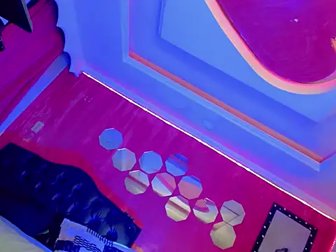 Julia Bulette1 online show from 09/28/25, 02:39