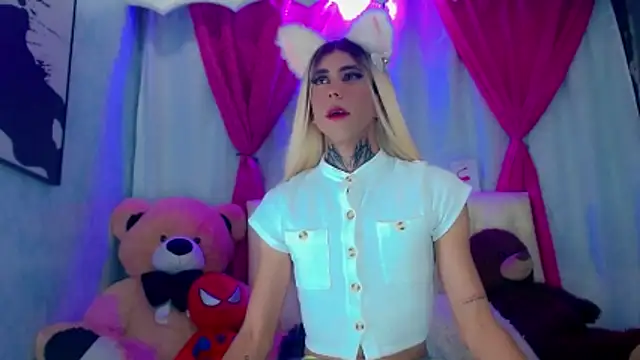 Julia Bulette1 online show from 03/08/26, 01:03