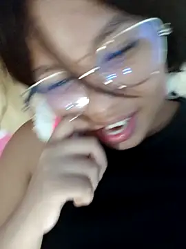 little onixx online show from 09/30/25, 03:11