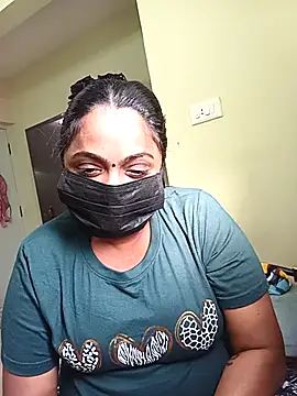 queendivya online show from 10/07/25, 10:34