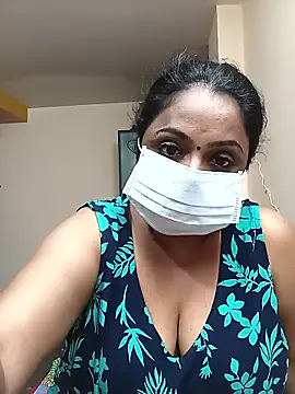 queendivya online show from 01/12/26, 02:22