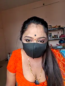 queendivya online show from 05/24/26, 09:36