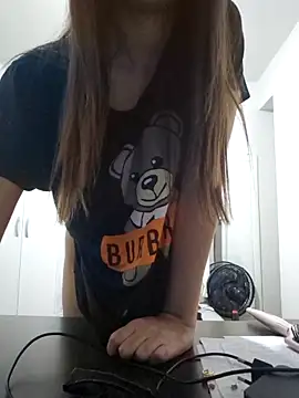 Snapshot of Atrevidallf1 chatting on 11/28/25, 12:24 Atrevidallf1 online show from 11/28/25, 12:24