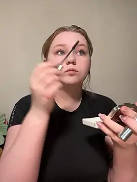 Snapshot of lame_cat chatting on 10/05/25, 12:53 lame cat online show from 10/05/25, 12:53