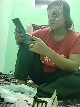 sanaya 3 online show from 12/19/25, 08:21