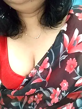 divya-jannu online show from 11/24/25, 05:23