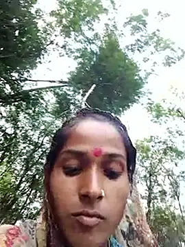 Hot reshmaji online show from 10/22/25, 10:48