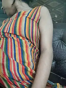 Snapshot of Disha-_00 chatting on 10/27/25, 05:06 Disha- 00 online show from 10/27/25, 05:06