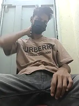 crish09 online show from 07/13/26, 05:10