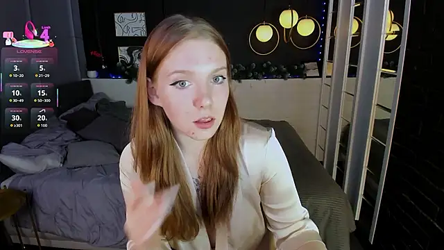 Layla Glam online show from 01/18/26, 01:48