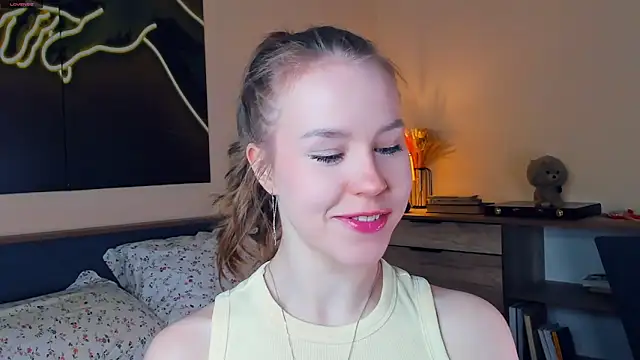 MaliaBourraine online show from 03/09/26, 09:46