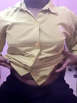 pari rani7 online show from 02/26/26, 04:22