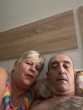 Snapshot of VyC7564 chatting on 11/03/25, 12:02 VyC7564 online show from 11/03/25, 12:02