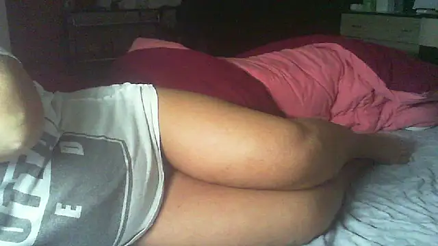 Lauray1 online show from 04/05/26, 08:39