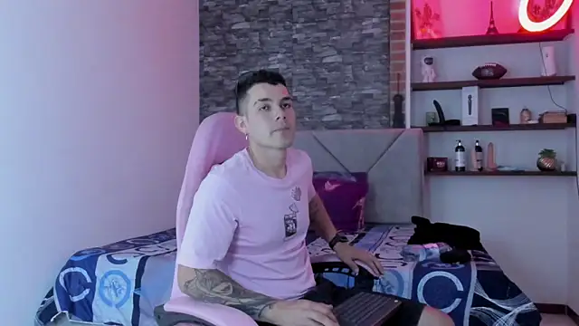 BooyHott  online show from 01/07/26, 07:27