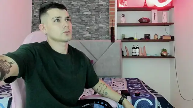 BooyHott  online show from 01/08/26, 08:11