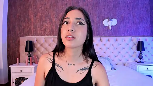 LiaaTurner online show from 10/07/25, 08:28