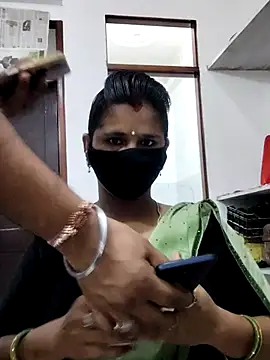 mansi rawat05 online show from 09/30/25, 11:15