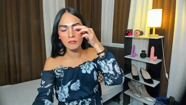 Sedictive Samantha online show from 10/21/25, 05:30