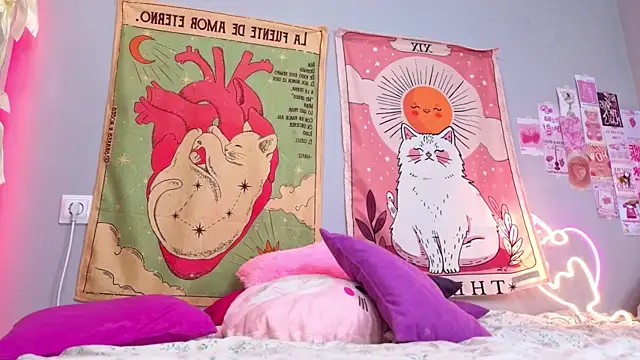 Leri Dells online show from 04/08/26, 02:00