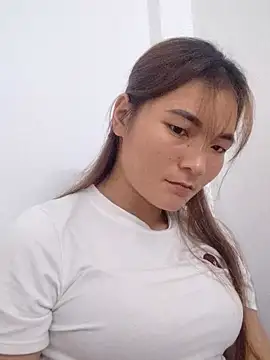 phuongxinhxan online show from 12/21/25, 03:57