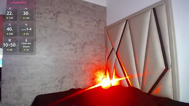 Isabella-Rosssi online show from 11/15/25, 04:21