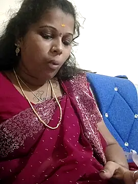 sweetqueen143 online show from 01/11/26, 02:11