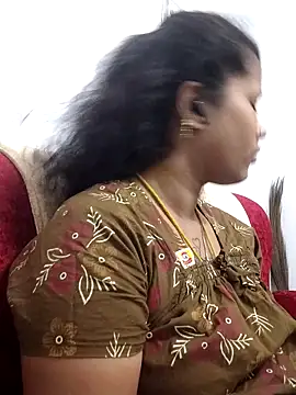 sweetqueen143 online show from 04/14/26, 06:08