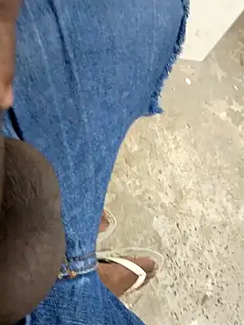 preto3561 online show from 09/29/25, 08:13