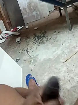 preto3561 online show from 11/17/25, 04:46