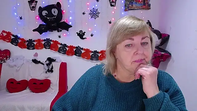 MilenaWedxy online show from 10/23/25, 05:07