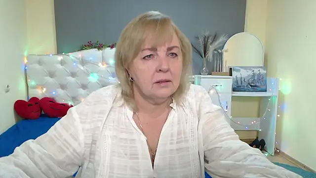 MilenaWedxy online show from 01/11/26, 06:07