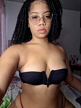 Snapshot of hottielatina chatting on 11/29/25, 09:07 hottielatina online show from 11/29/25, 09:07