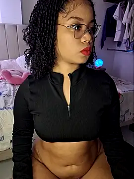 hottielatina online show from 12/04/25, 08:06