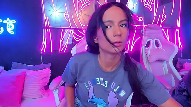 Star Liight online show from 10/20/25, 08:53