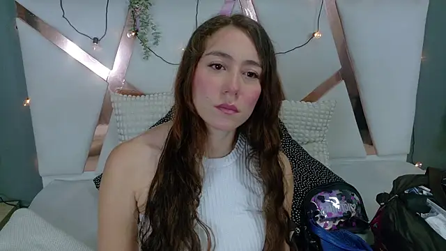 Snapshot of MyApril__ chatting on 12/02/25, 11:48 MyApril online show from 12/02/25, 11:48