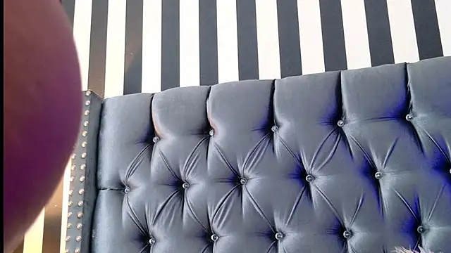 Snapshot of Stellaciel_ chatting on 12/01/25, 10:26 Stellaciel online show from 12/01/25, 10:26