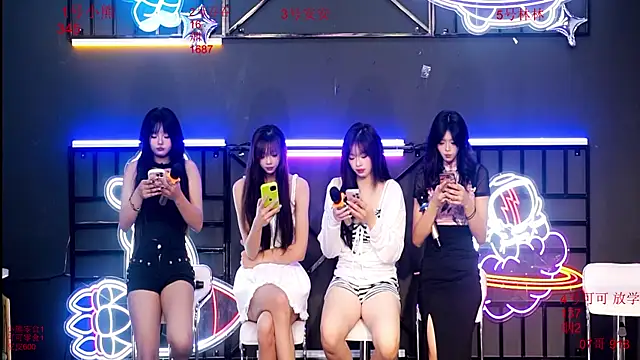 Shinygirls 777 online show from 09/25/25, 12:25