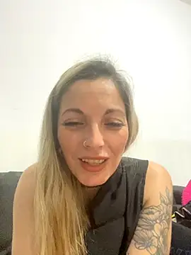 julietacollins11 online show from 09/24/25, 04:49