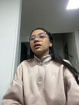 gabriela paris online show from 07/25/26, 04:43