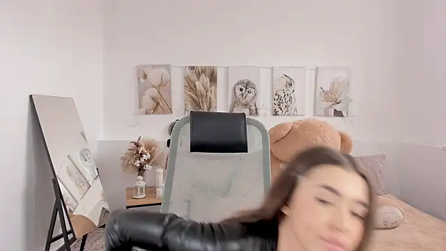 IndigoFae online show from 04/12/26, 10:20