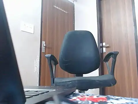 muskaan8400 online show from 11/14/25, 07:40