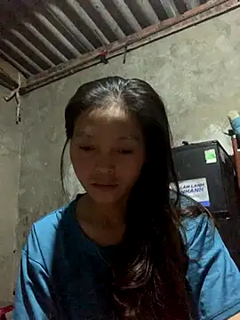 Halyy xx online show from 09/30/25, 10:37