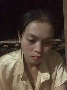 Halyy xx online show from 10/13/25, 02:28